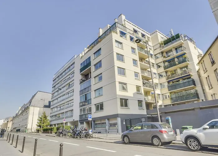 Charming Apartment With Terrace By Weekome